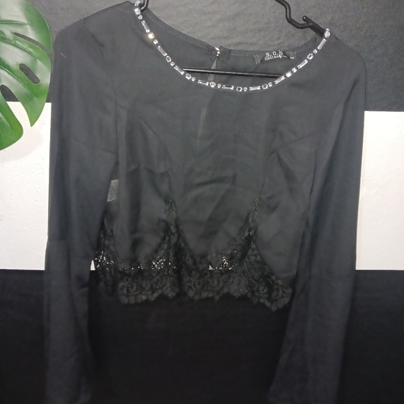 Bundle of NEW Women rhinestone bling round neck bell sleeve blouses - Picture 13 of 16